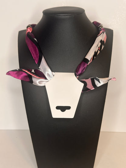 Berry Scarf Necklace